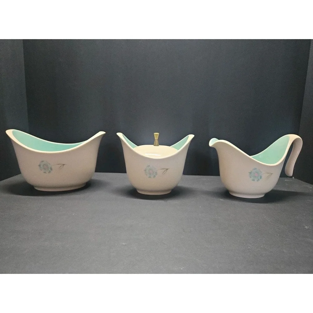 Taylor Smith Taylor Ever Yours Boutonniere Gravy Boat/ Sauce/Sugar Bowl w Lid